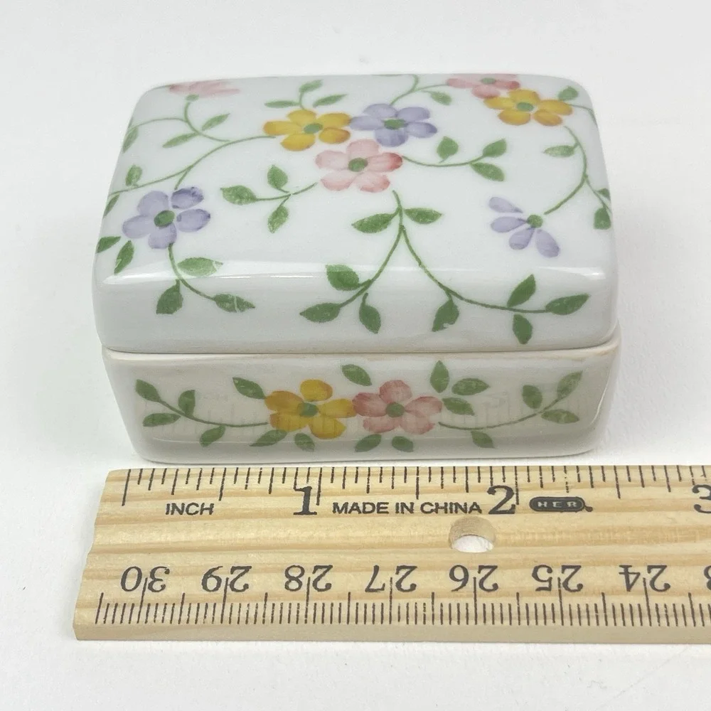 Andrea By Sadek Porcelain Floral Lidded Trinket Box Made In Japan